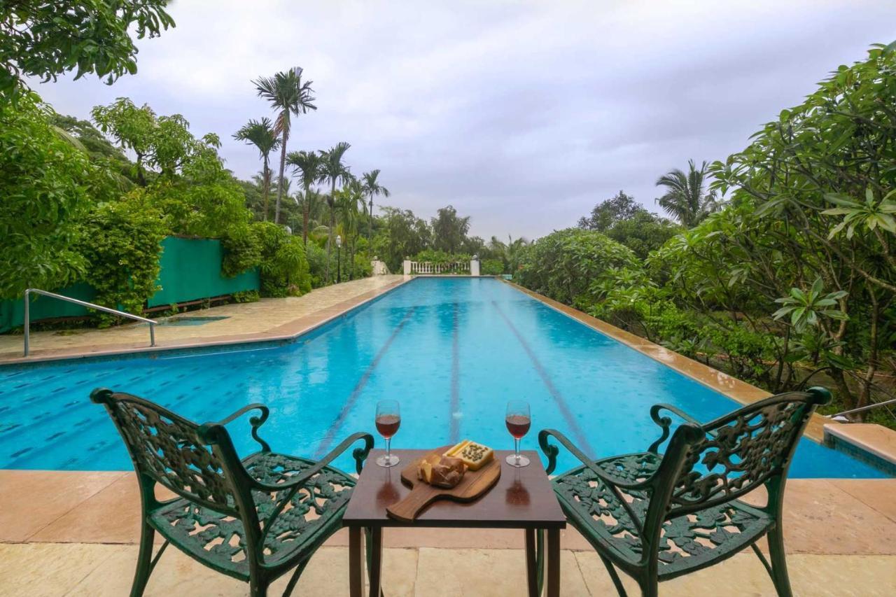 Stayvista'S Casa Palmera - Pet-Friendly Villa With Pool, Garden With Gazebo, And Indoor & Outdoor Games Алибаг Экстерьер фото