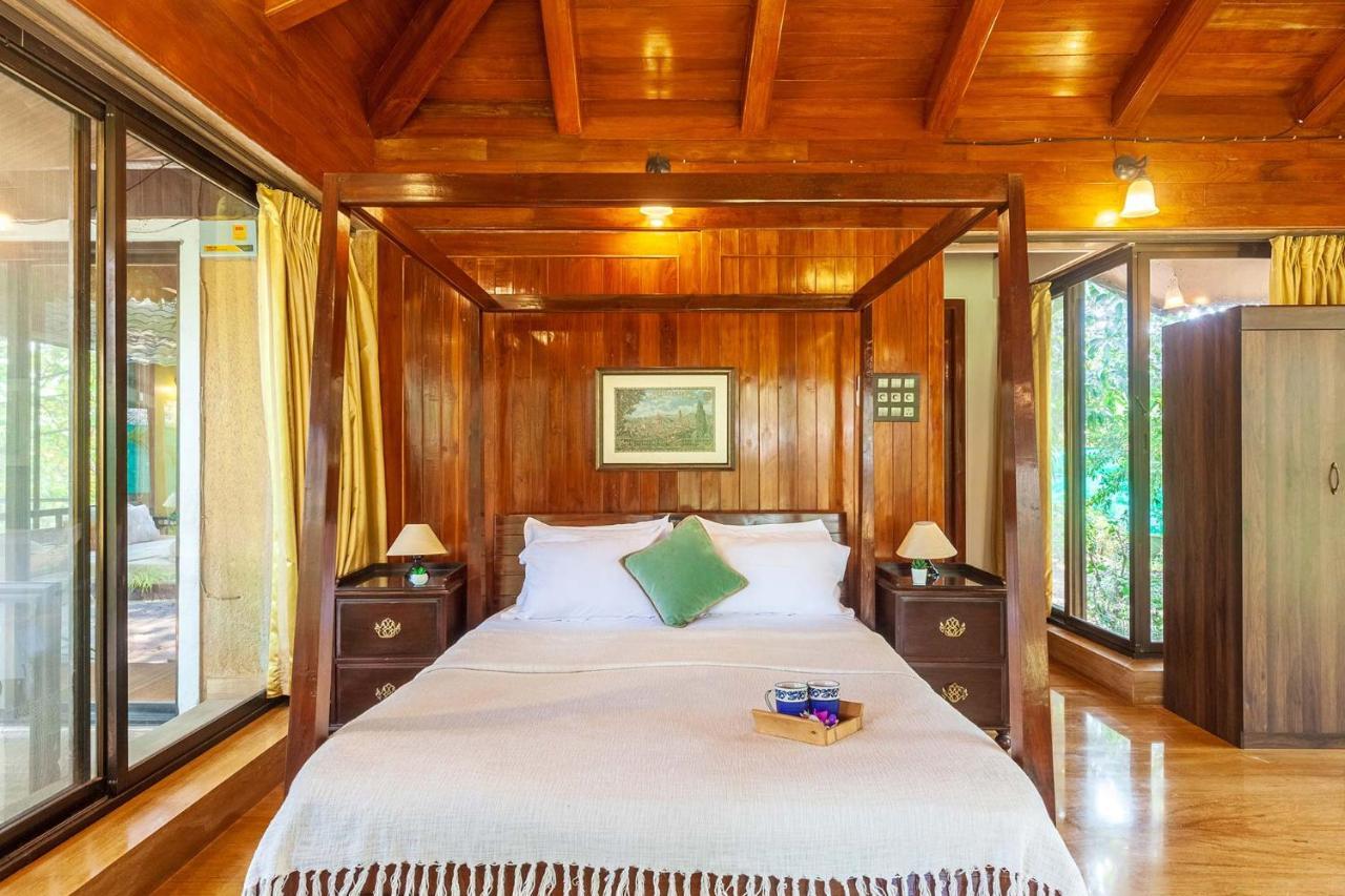 Stayvista'S Casa Palmera - Pet-Friendly Villa With Pool, Garden With Gazebo, And Indoor & Outdoor Games Алибаг Экстерьер фото